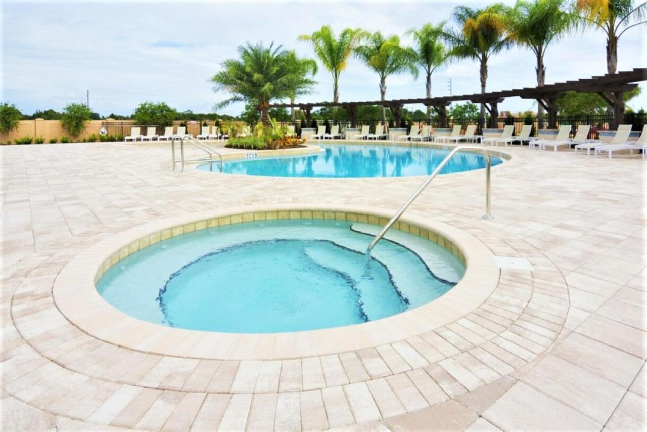Cozy Four Bedrooms Townhouse At West Lucaya Village Resort 8924 Kissimmee Eksteriør bilde